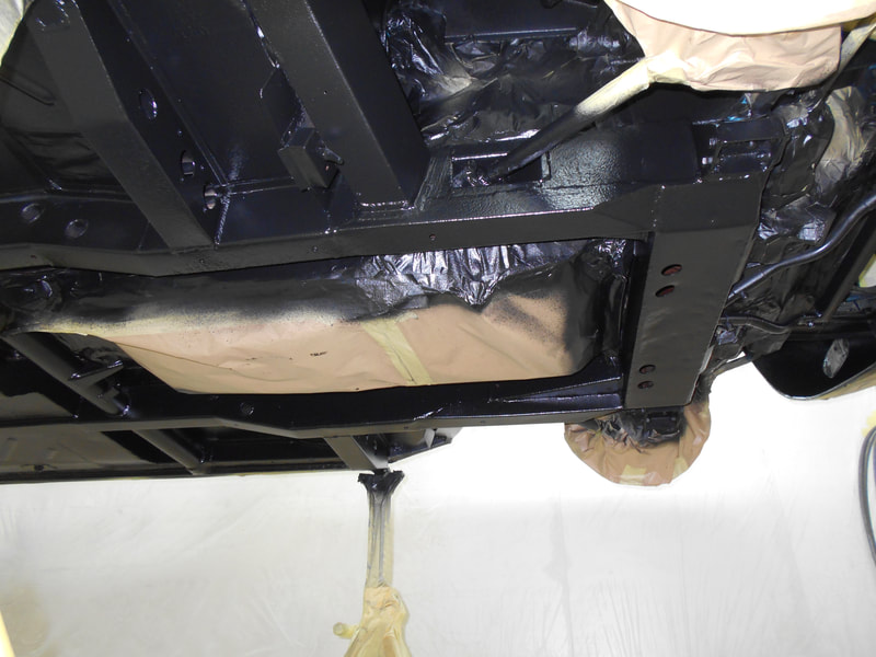 Aston Martin DB6 Volante Restoration -front underside in black 2k polyurethane staonechip