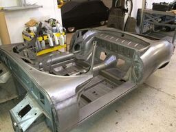 Jaguar E-Type restoration -
Bodyshell chemically dipped and ready for epoxy