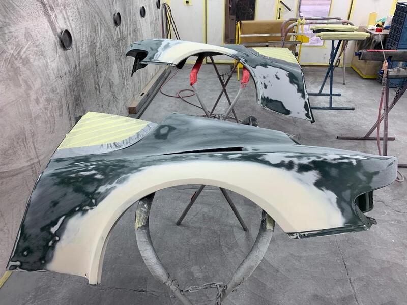 Aston Martin DBRS9 paintwork -
rear wing repairs complete
